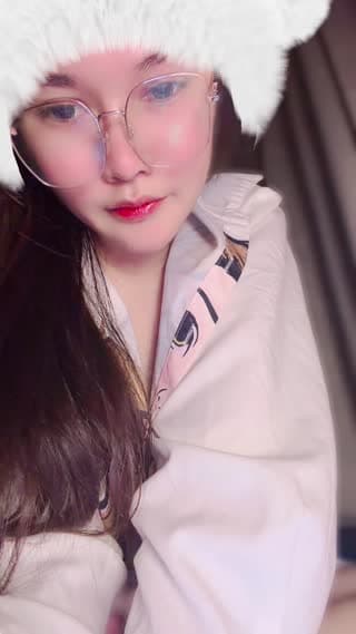 Bigo live: 💕สู้งับ คนโสดหน้าแบบนี้แหละ😜 by @747152190