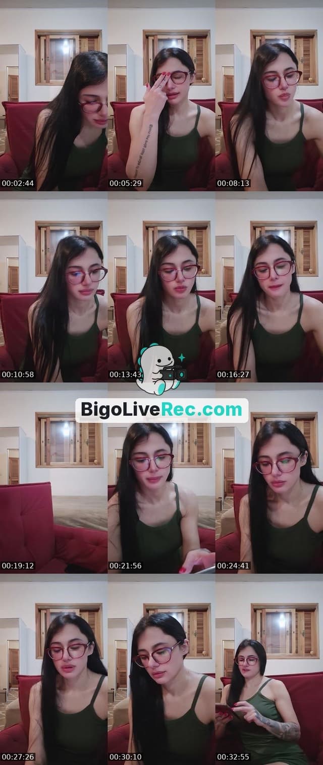 Bigo live: Hold My Hand 👫 by @miss_understood.
